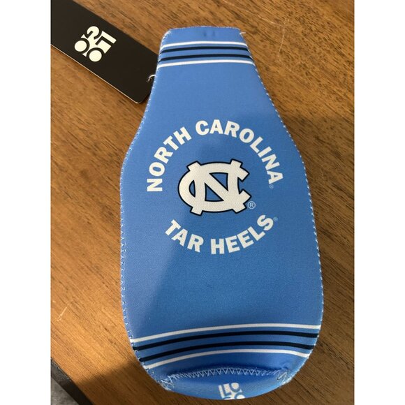 NWT Logo Brands Bottle Koozie UNC Tarheels - Picture 1 of 2